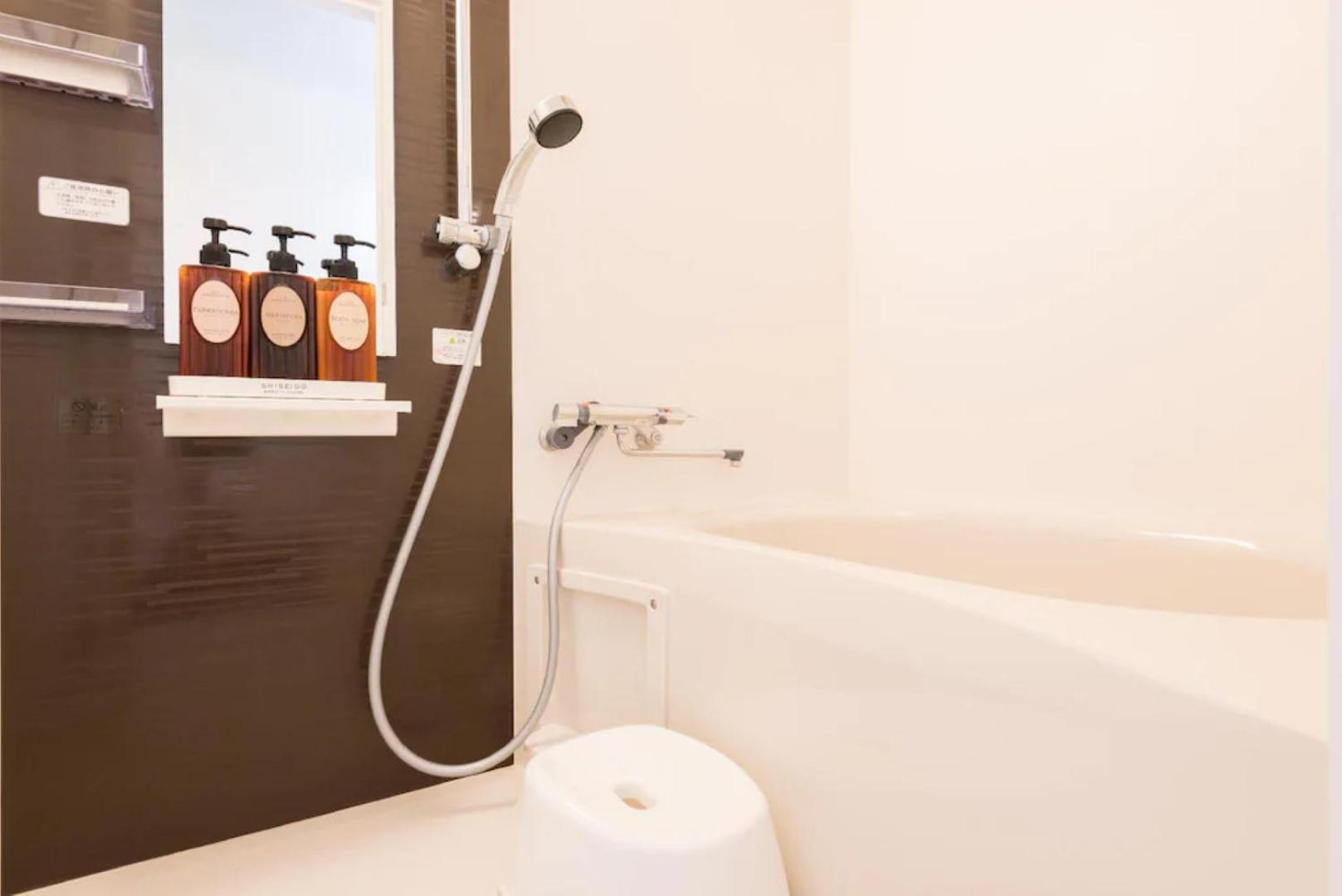 Grandi日本橋 Apartman Oszaka Kültér fotó